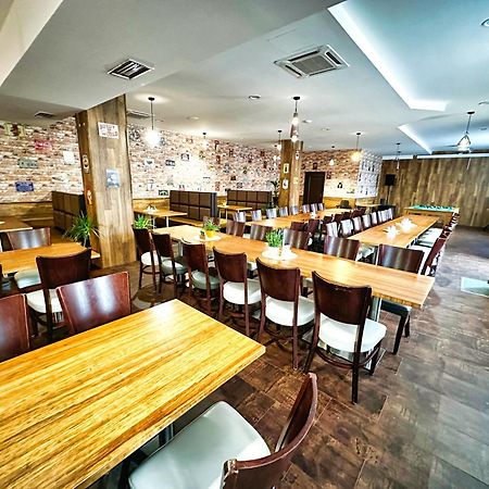Aparthotel Olympland 特鲁特诺夫 外观 照片