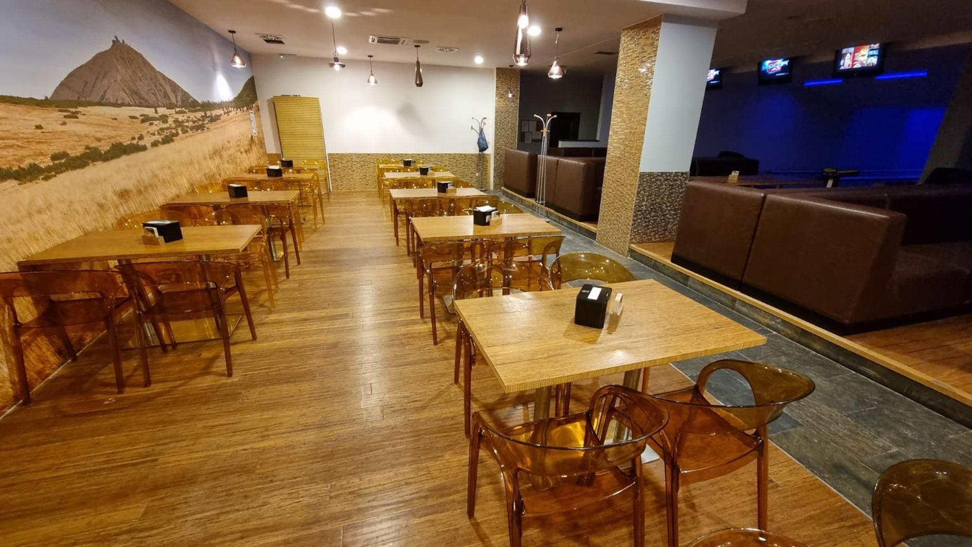 Aparthotel Olympland 特鲁特诺夫 外观 照片
