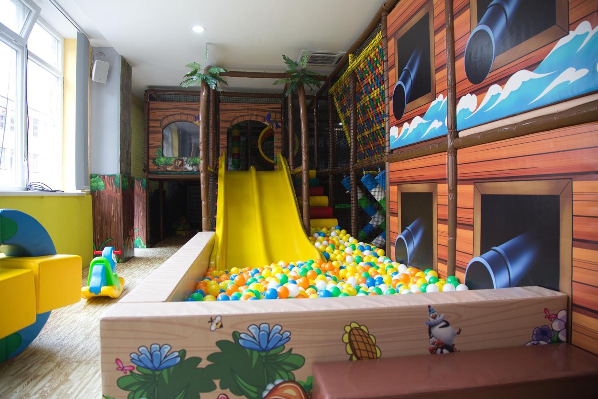 Aparthotel Olympland 特鲁特诺夫 外观 照片
